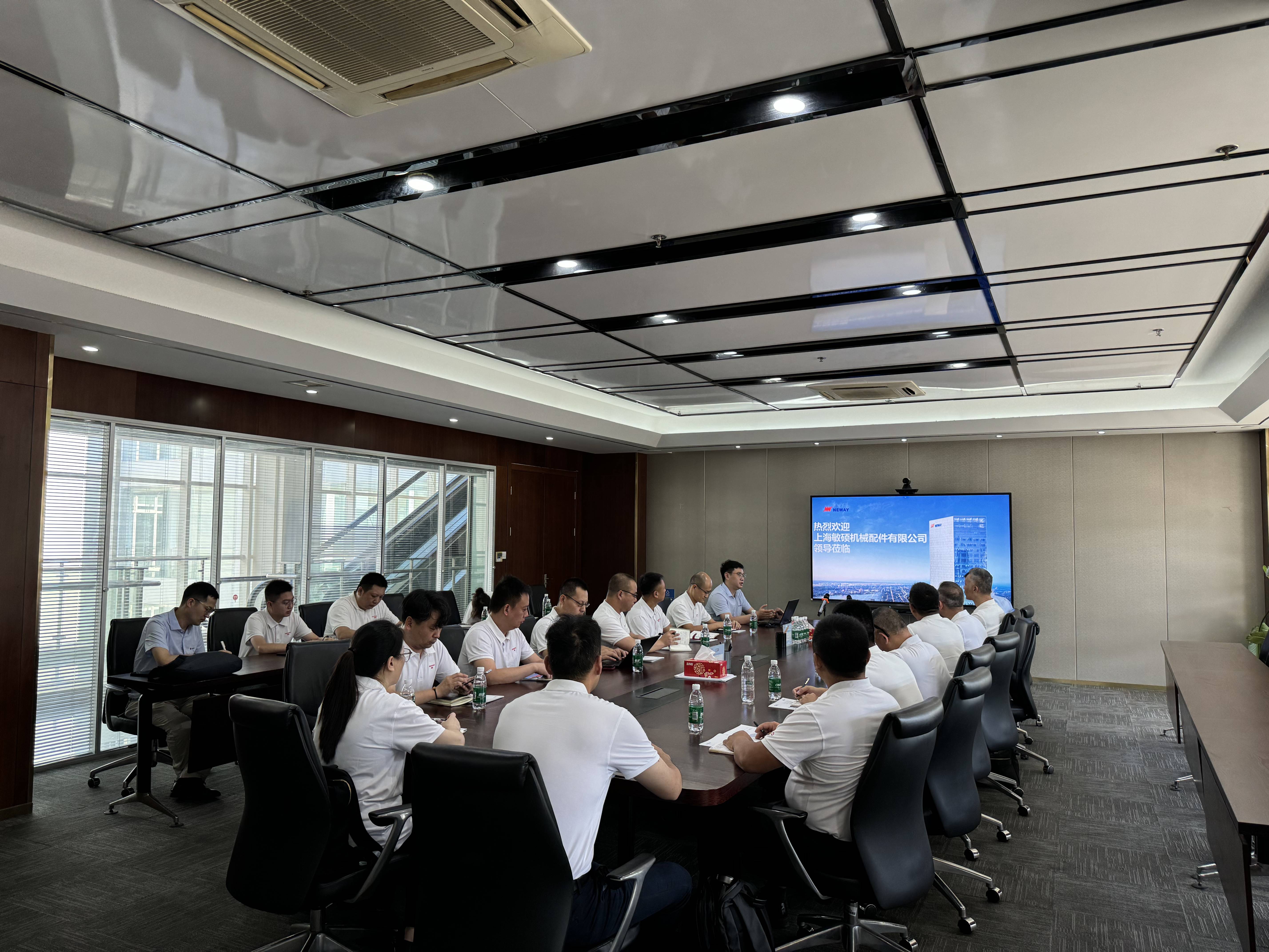 培训.jpg 培训.jpg