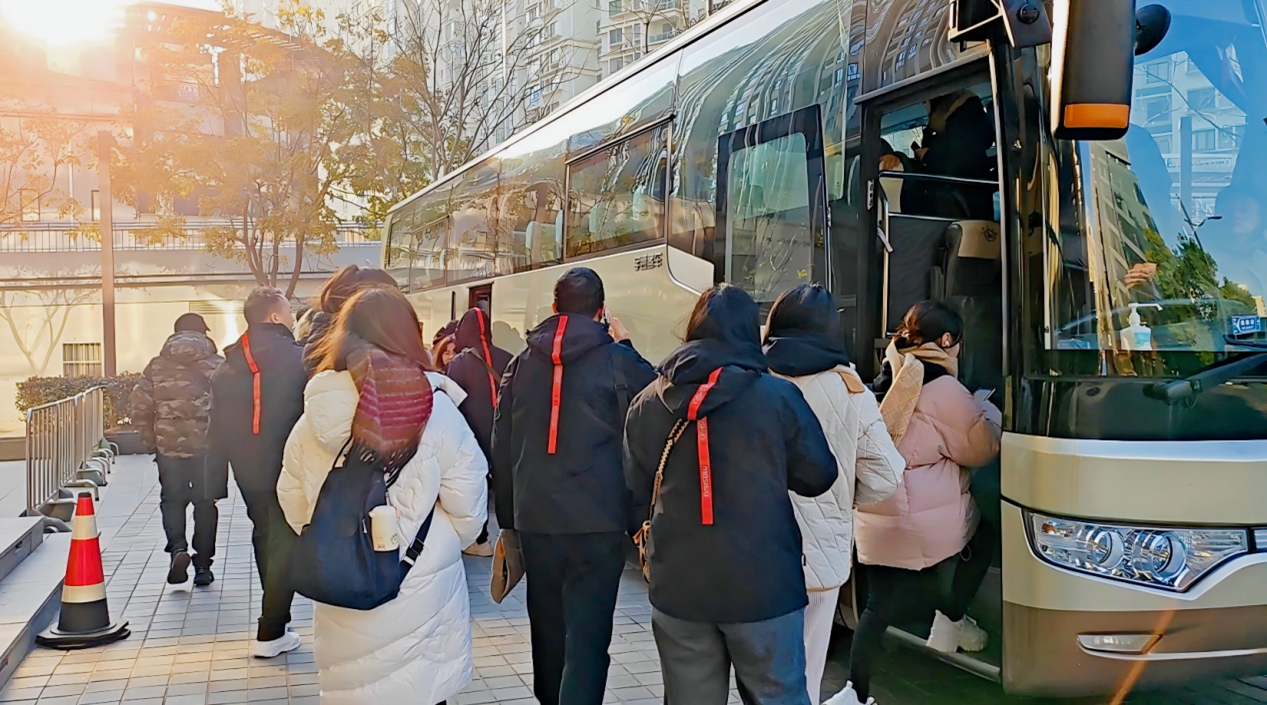 团建2.png 团建2.png